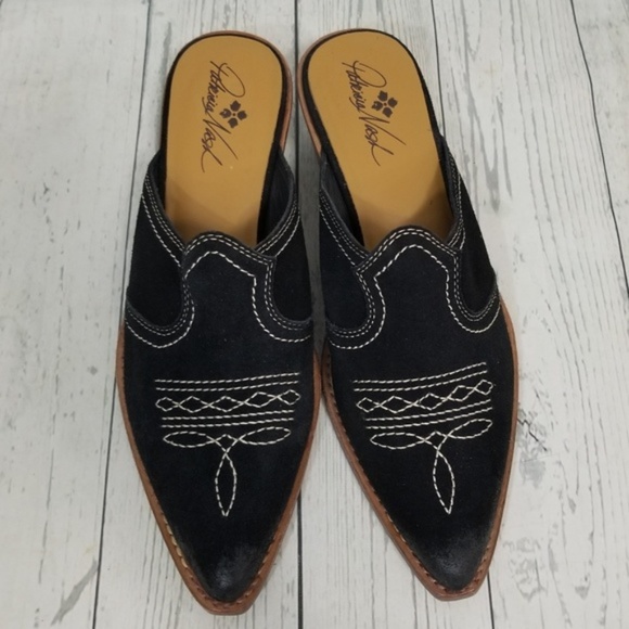 Women's Patricia Nash Battista Cowboy Mules - Picture 3 of 5